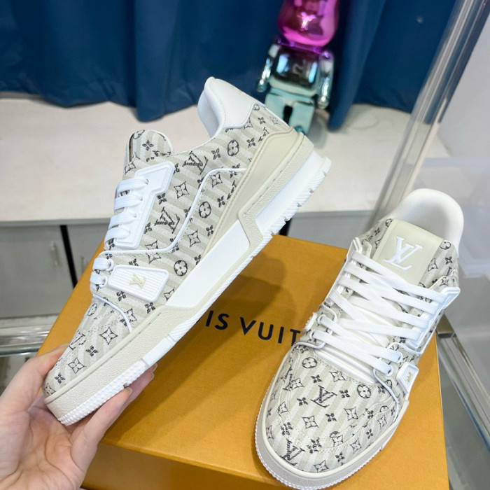 lv snekaers l0000286
