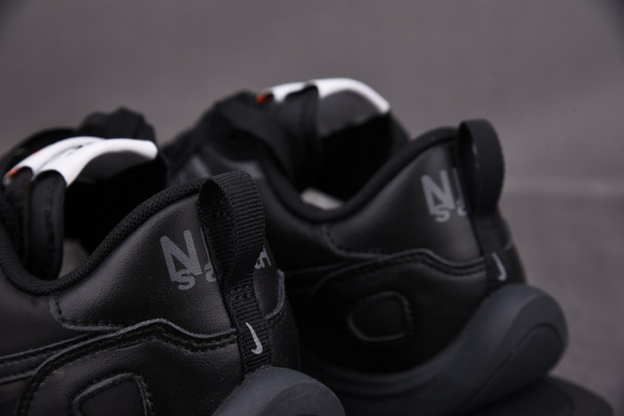 nike vaporwaffle sacai 