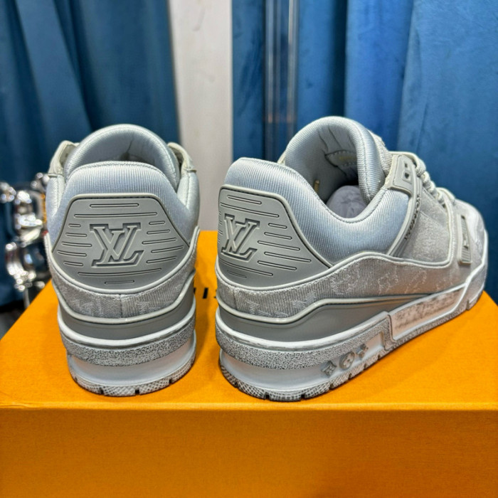 lv snekaers l0000193