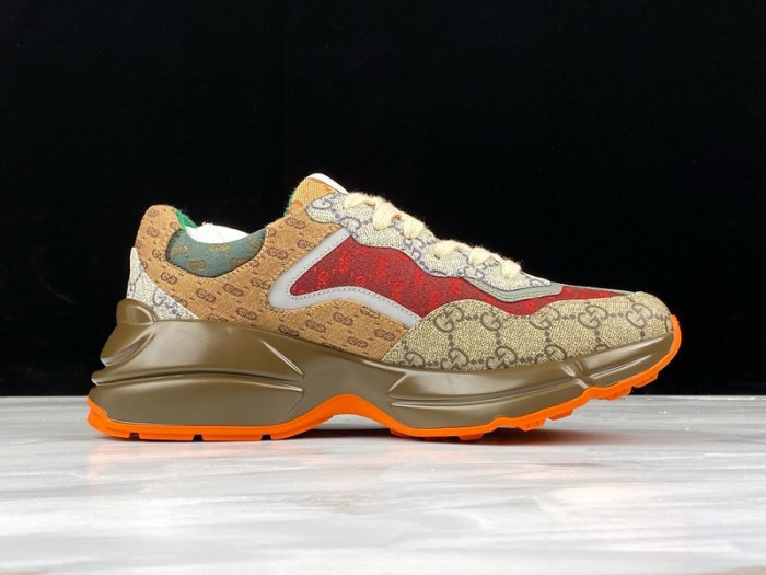 G*u*i* rhyton sneaker