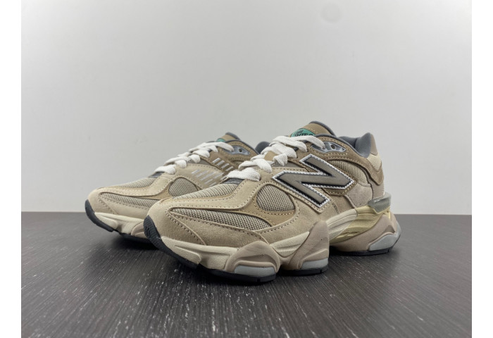 Bape x New Balance 2002R M2002RHO DFY15