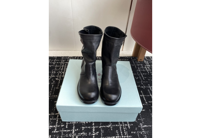 PRAD* boots P228