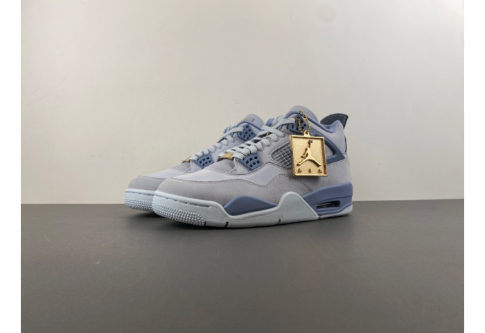 Air Jordan 4 UNC Tar Heels HV9204-407