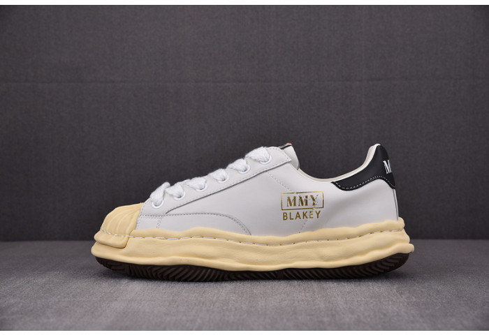 Ma*s*n mihara yasuhiro sneaker mmys45