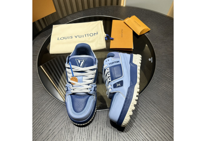 LV snekaers L0000484