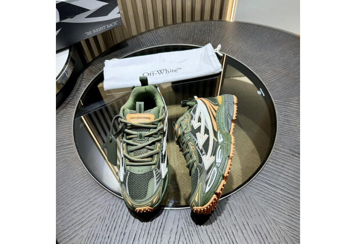 Off-White Be right back OWIA289F33