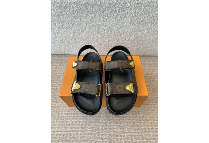 L&V sandal 207