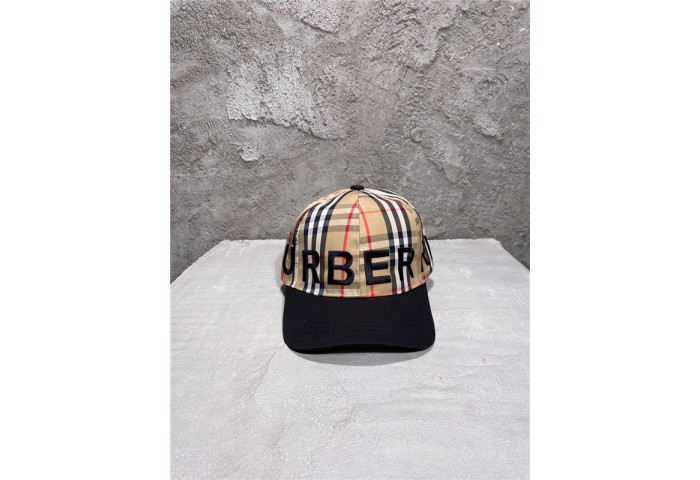 BURB*RRY HAT