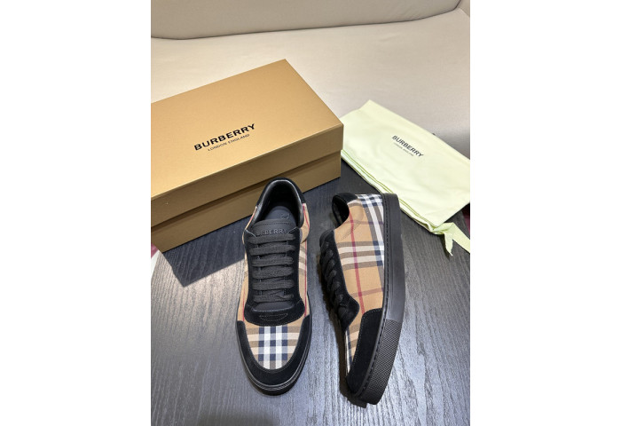 BUR*ERRY SHOES BBY95