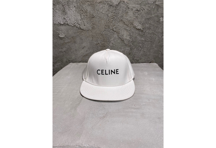 CEL1NE HAT