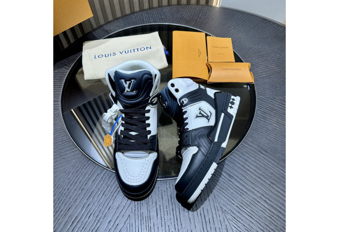 LV snekaers L0000470