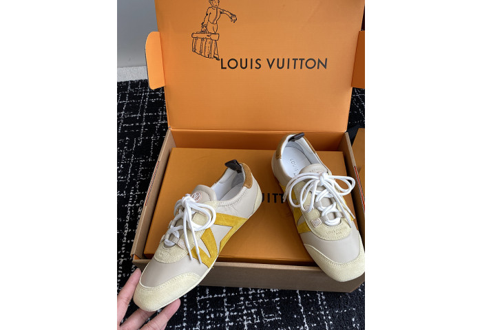 LV snekaers L0000574