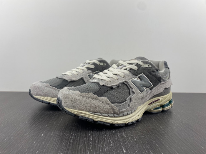 Bape x New Balance 2002R M2002RHO DFY10