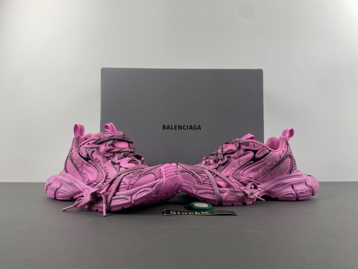 Balenciaga 3XL sneaker pop16