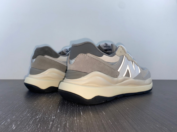 Bape x New Balance 2002R M2002RHO DFY19