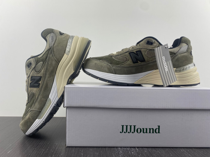 Bape x New Balance 2002R M2002RHO DFY16