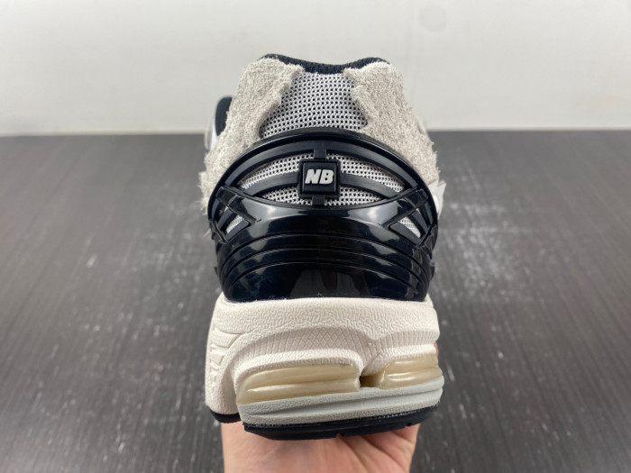 new Balance x WTAPS 2020 DFY30