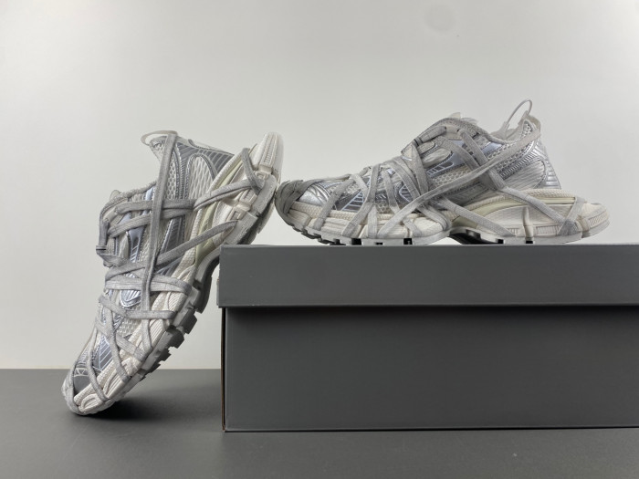 Balenciaga 3XL sneaker pop17