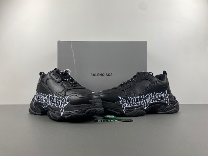 Balenciaga TRiple S sneaker