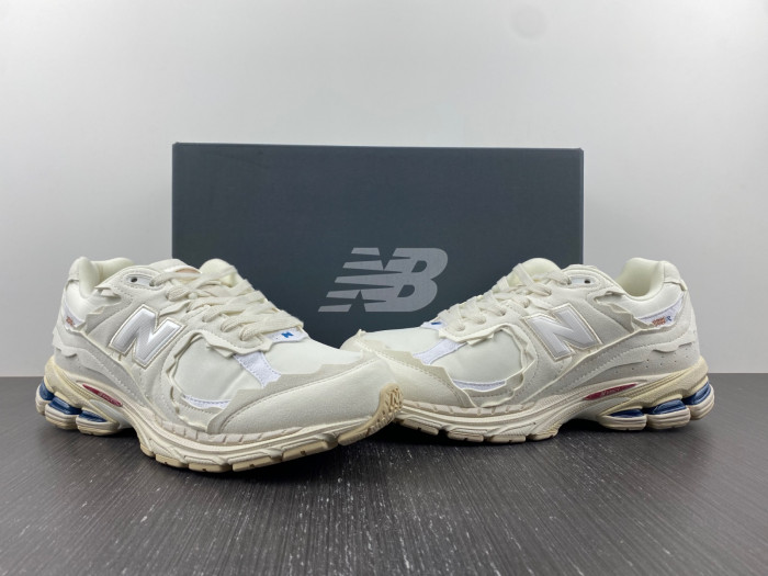 Bape x New Balance 2002R M2002RHO DFY11