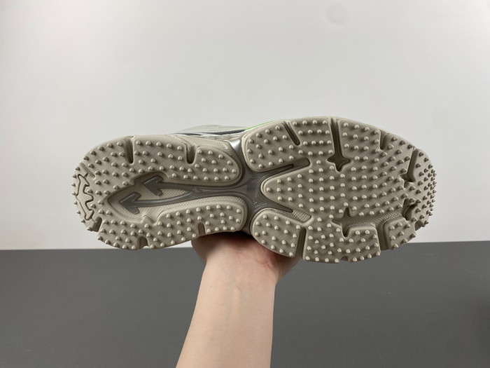 Off-White Be right back OWIA289F26