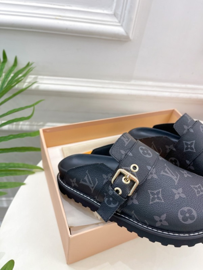 L&V sandal 244