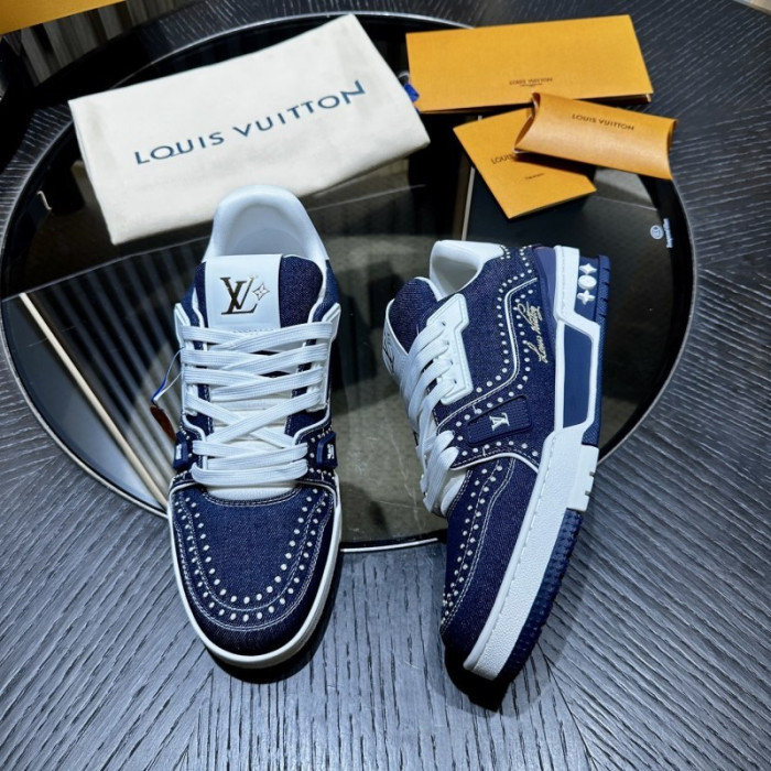 LV snekaers L0000667