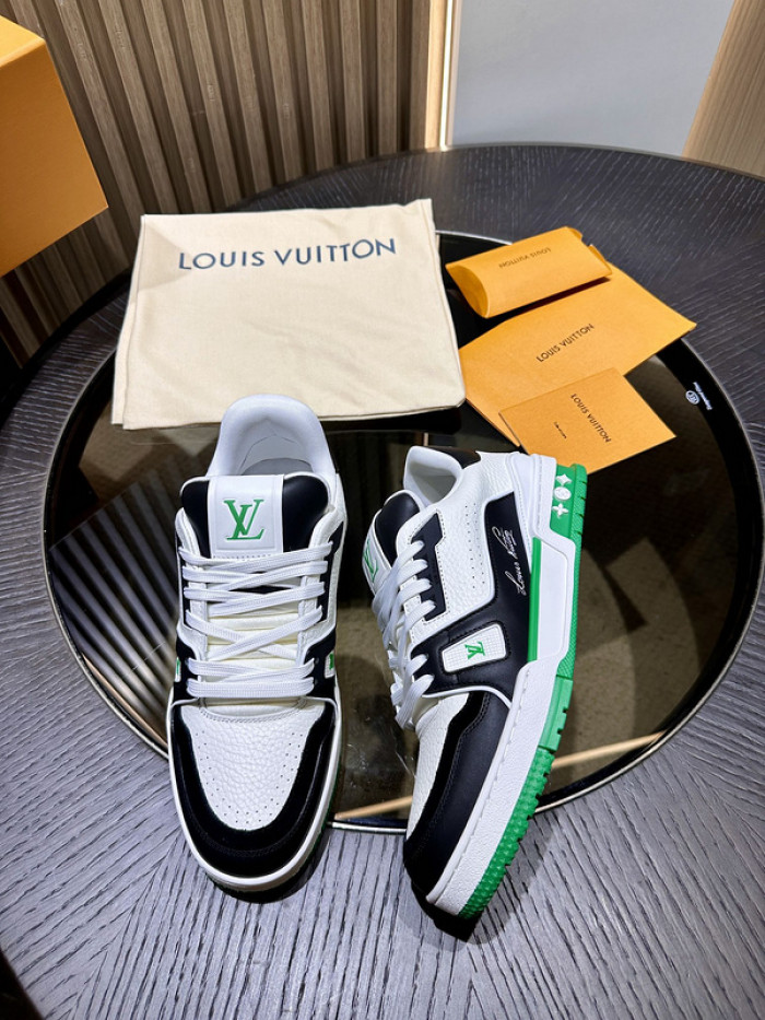 LV snekaers L0000380