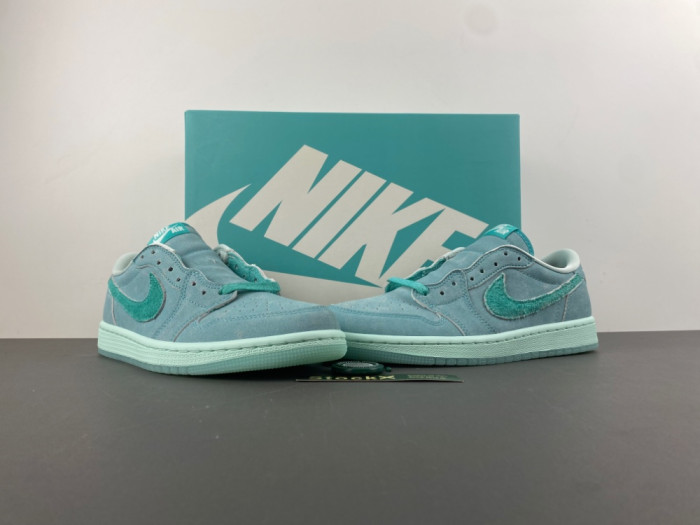 Air Jordan 1 Low OG “Washed Teal” HQ8111-300