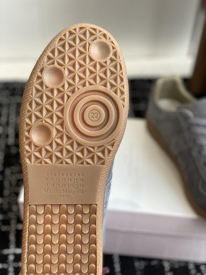 ma*s*n Ma*i*la calfskin s57ws0327