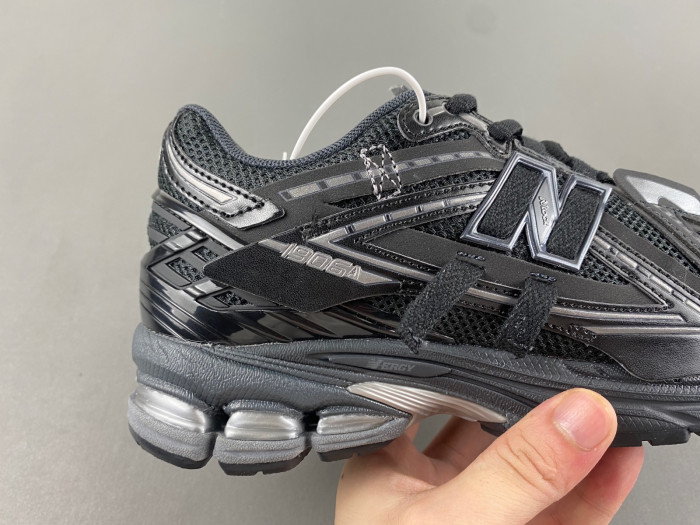 New Balance 1906A Black M1906AF
