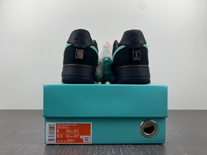 T*f*ny & co. x nike air force 1 low dz1382-001