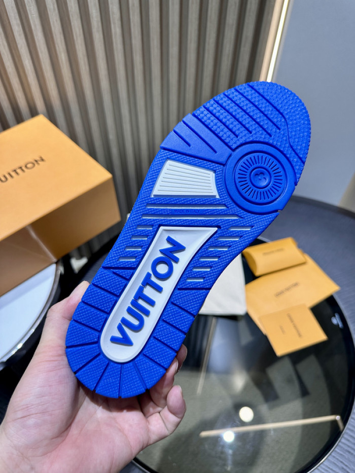 LV snekaers L0000379