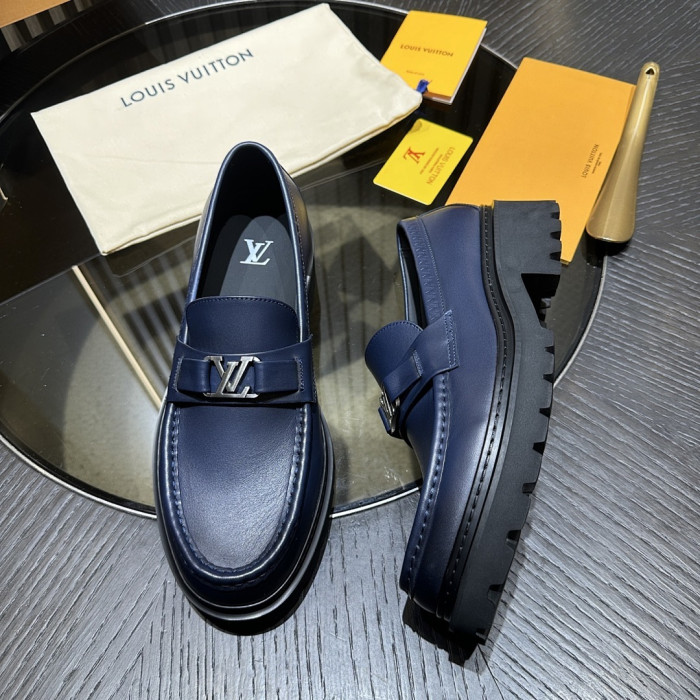 LV LOAFERS L0000745
