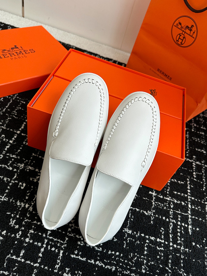 Hermes loafers HM067