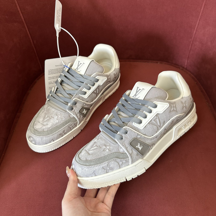 LV snekaers L0000815