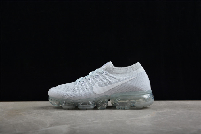 Nike Air VaporMax Triple White 849558-100