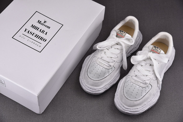Ma*s*n mihara yasuhiro sneaker mmys30