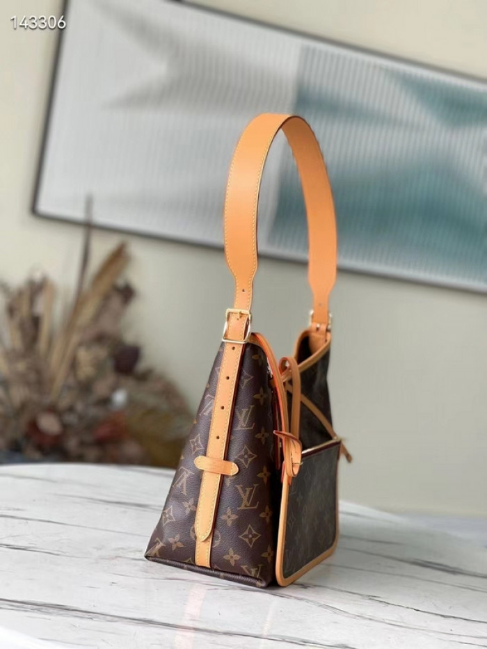 L*V BAG 08