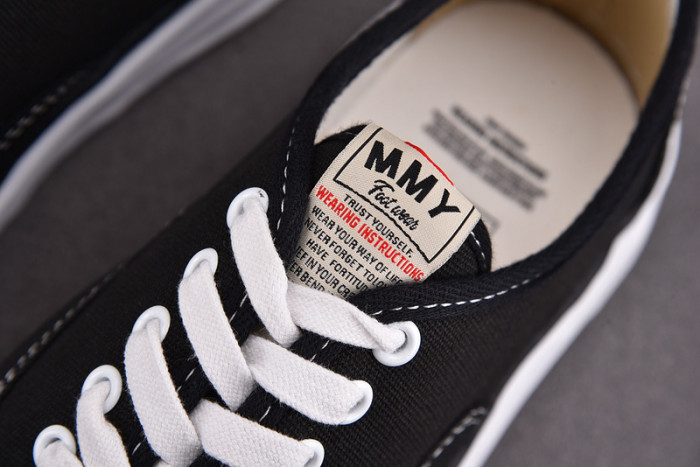 Ma*s*n mihara yasuhiro sneaker mmys10