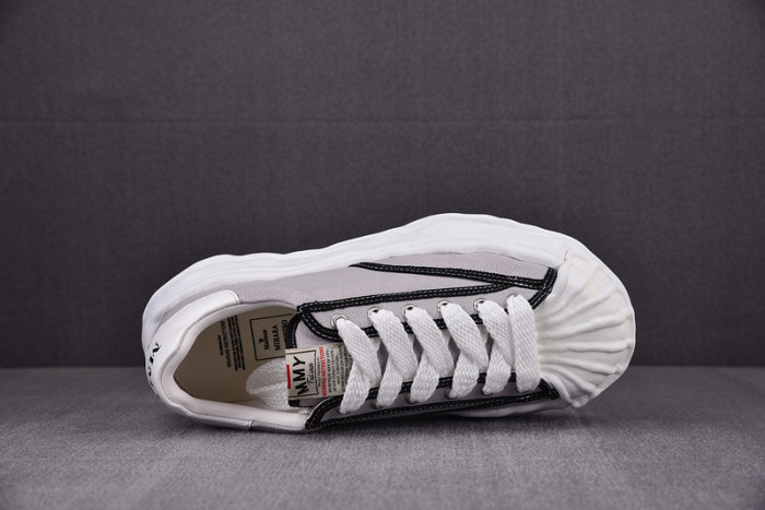 Ma*s*n mihara yasuhiro sneaker mmys42