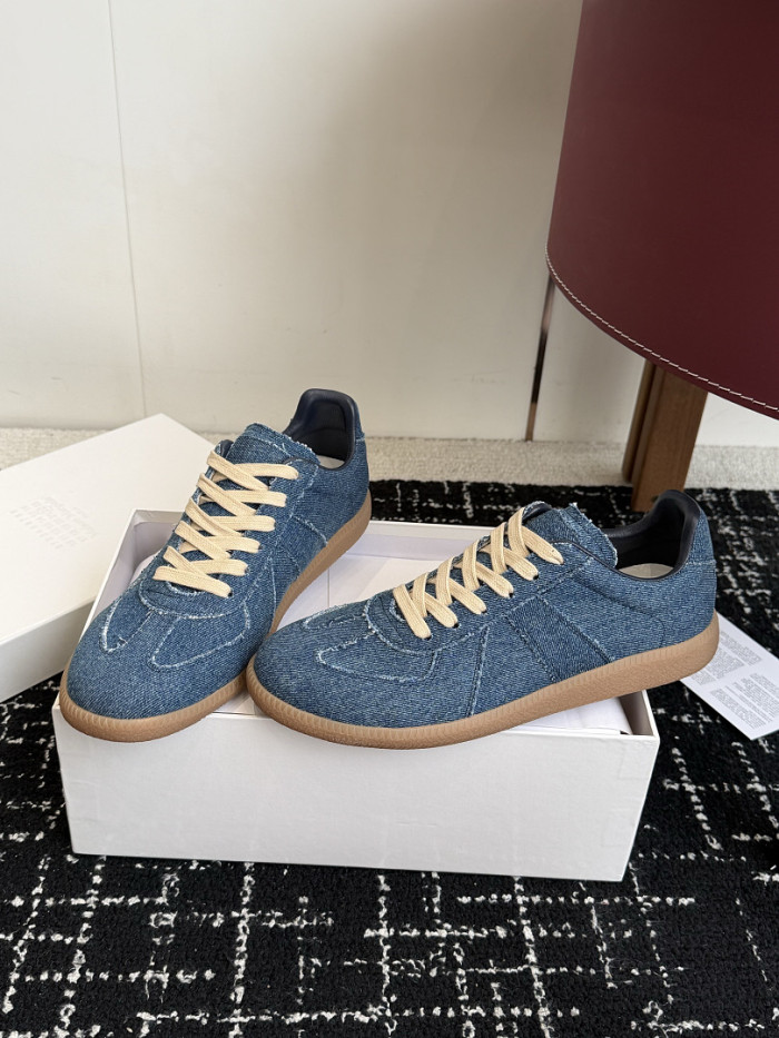 Ma1s0n Marg*e1a CALFSKIN S57WS0389