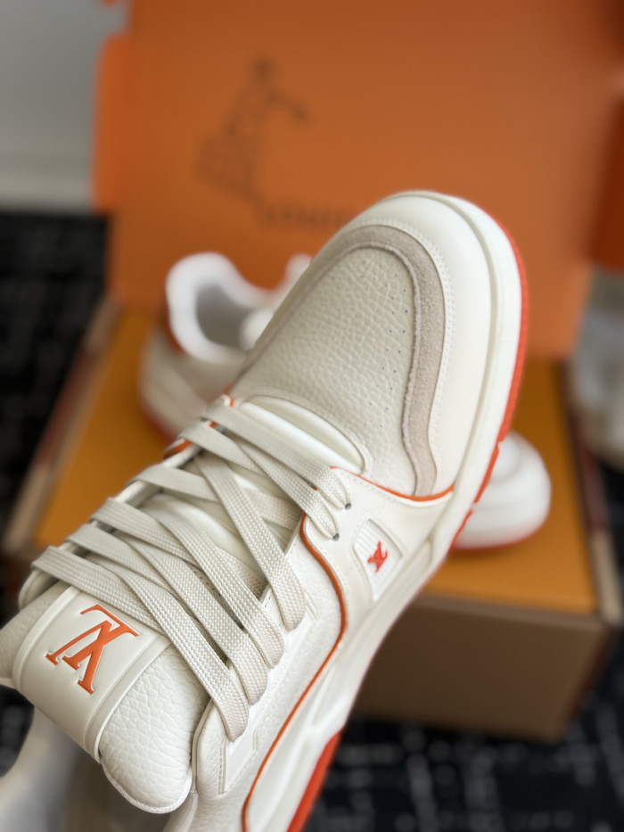 LV snekaers L0000885