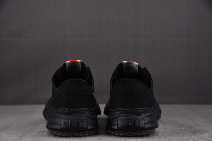 Ma*s*n mihara yasuhiro sneaker mmys69