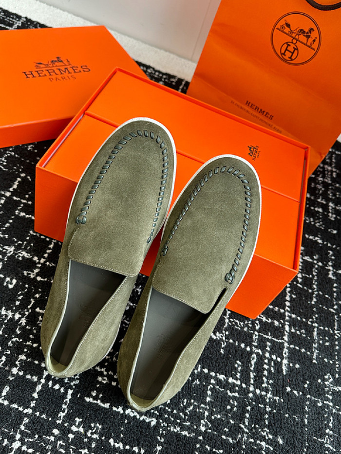Hermes loafers HM072