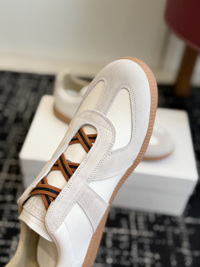 Ma1s0n Marg*e1a CALFSKIN S57WS0406
