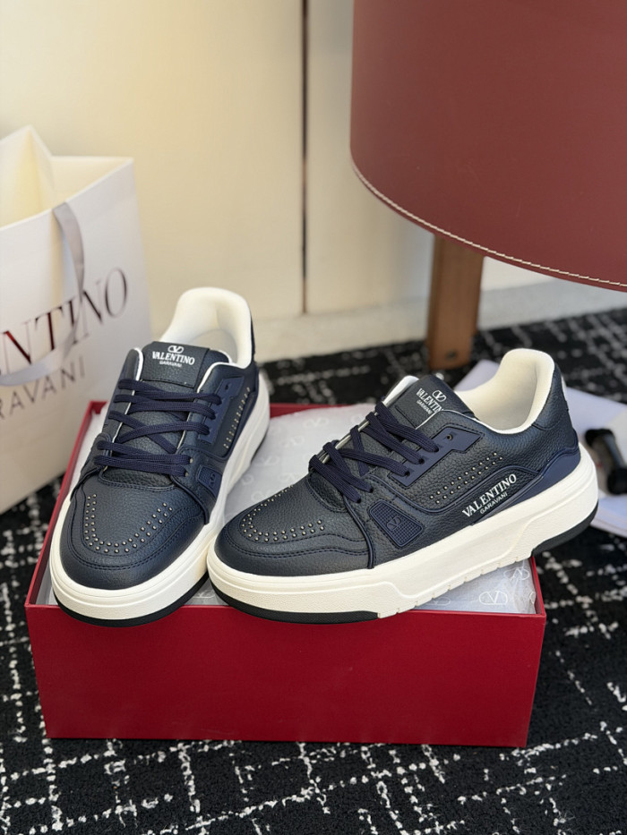 Va1e*ntin0 SNEAKERS VT054