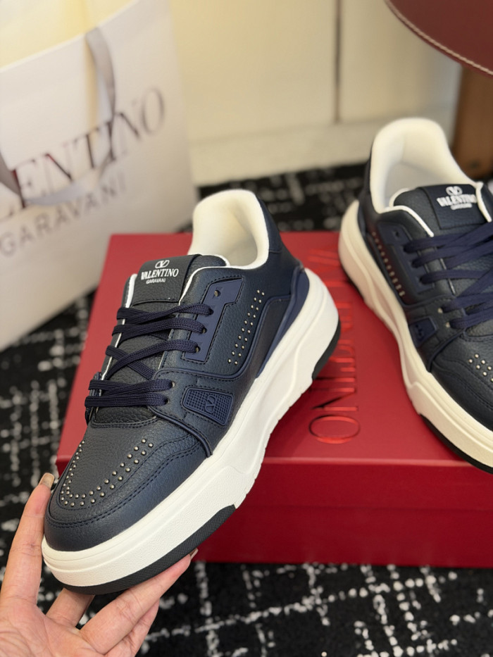 Va1e*ntin0 SNEAKERS VT054