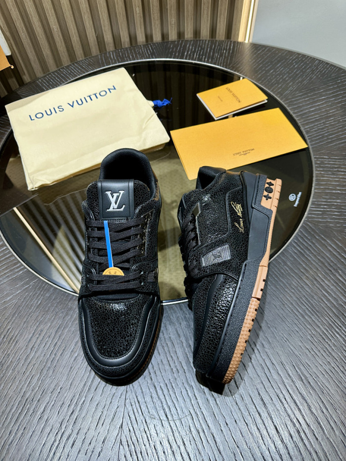 LV snekaers L0000707