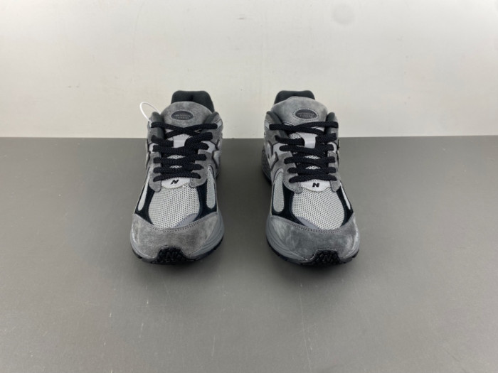 New Balance 2002R Castlerock Shadow Grey Black M2002RCL